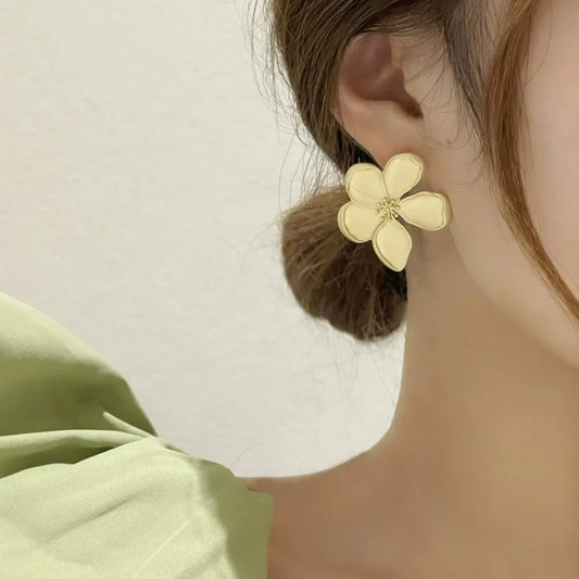 Gold Color Metal Flower Retro Earrings