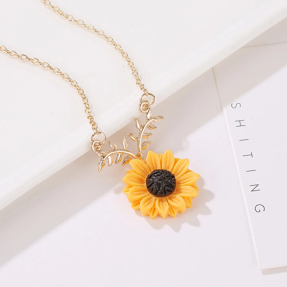 Delicate Sunflower Creative Imitation Pearls Earrings And Necklace  Set