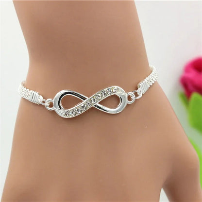Elegant Women's Rhinestone Infinity Bracelet