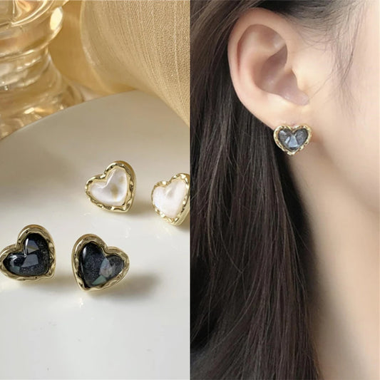 Elegant Featuring Black White Heart Shapes Stud Earrings
