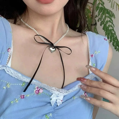 Romantic Imitation Pearl Beaded Choker Heart-Shaped Pendant Necklace