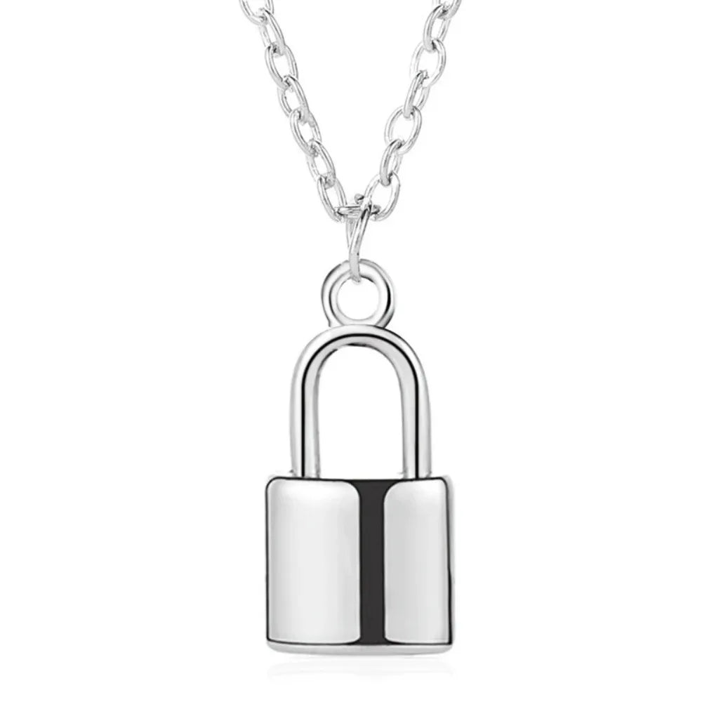 Simple Chain Link Lock Pendant Necklace