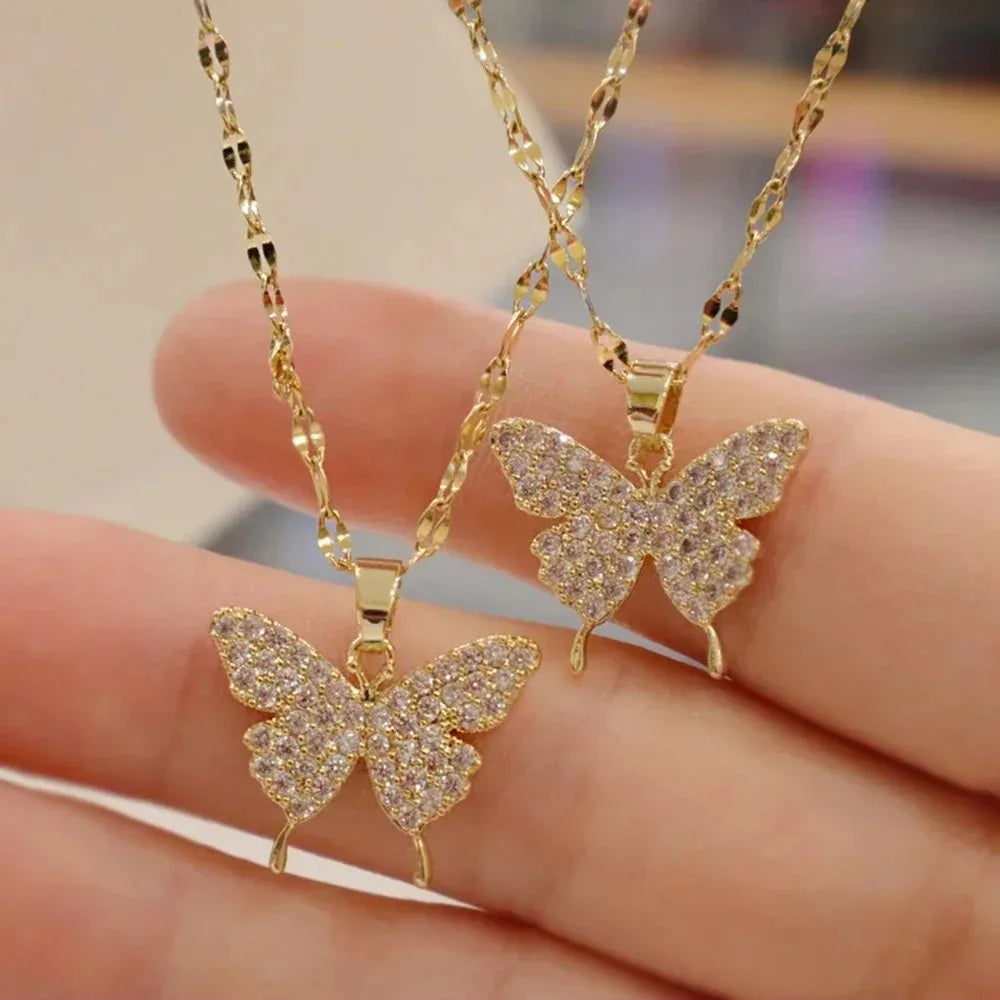 Exquisite Golden Crystal  Pendant Necklace