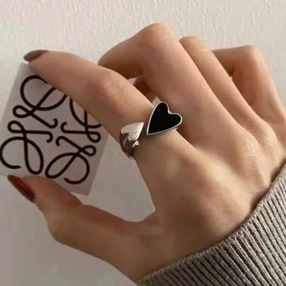 Two-color Black Heart Minimalist Aesthetic Drop Of Oil Open Ring