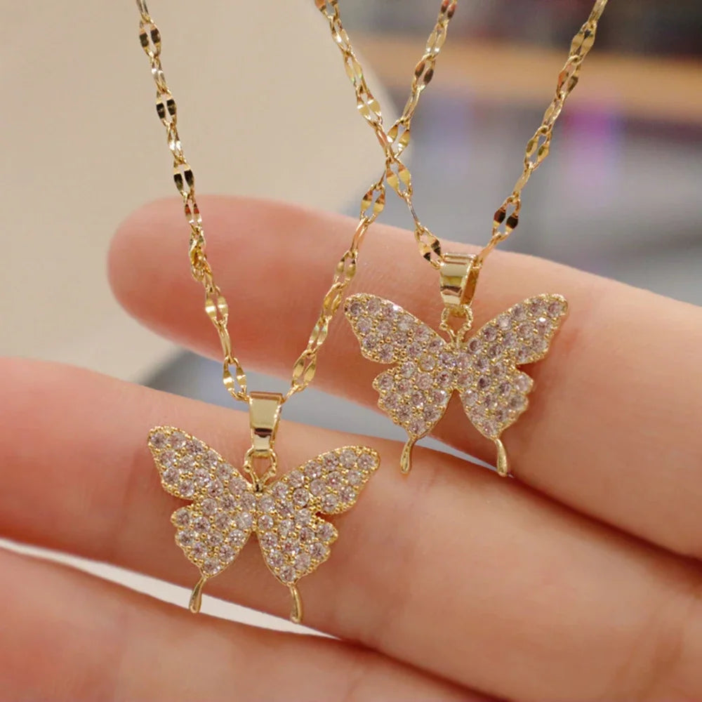 Exquisite Golden Crystal  Pendant Necklace