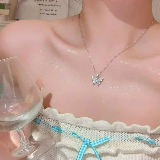 Exquisite Golden Crystal  Pendant Necklace