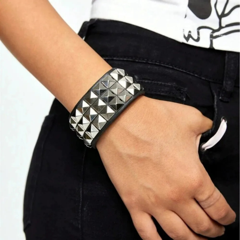 Punk Nail Bracelet Rivets Casual Couple Bracelet