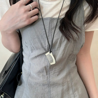 New Personality Comb Pendant Necklace