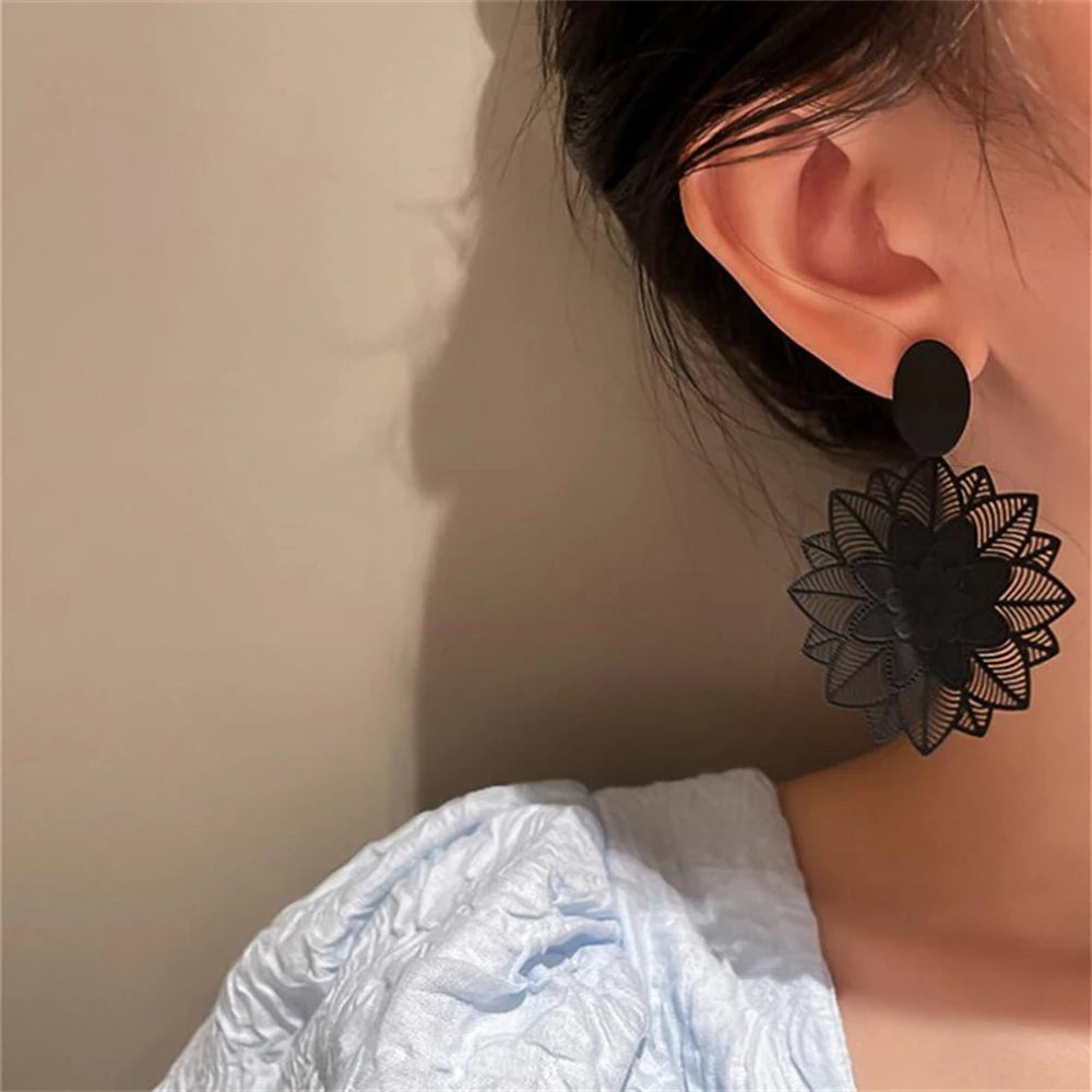 Exaggerated Temperament Personality Color Matching Bump Earrings