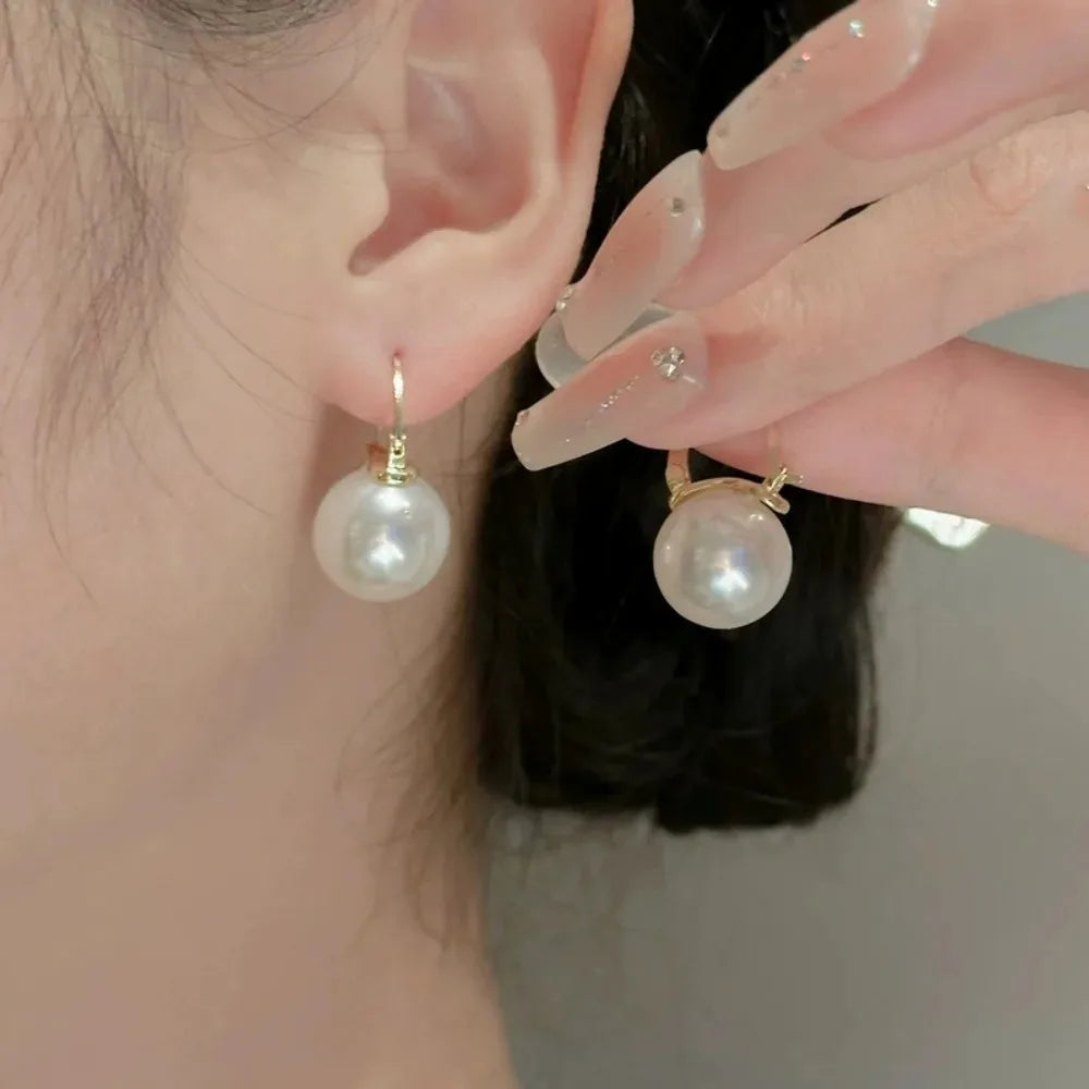 Minimalist Tiny Huggies Cute Pearl Drop Earrings