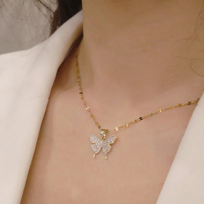 Exquisite Golden Crystal  Pendant Necklace
