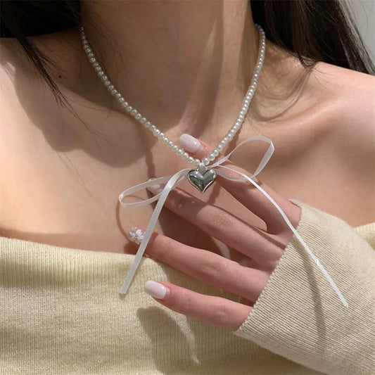 Romantic Imitation Pearl Beaded Choker Heart-Shaped Pendant Necklace