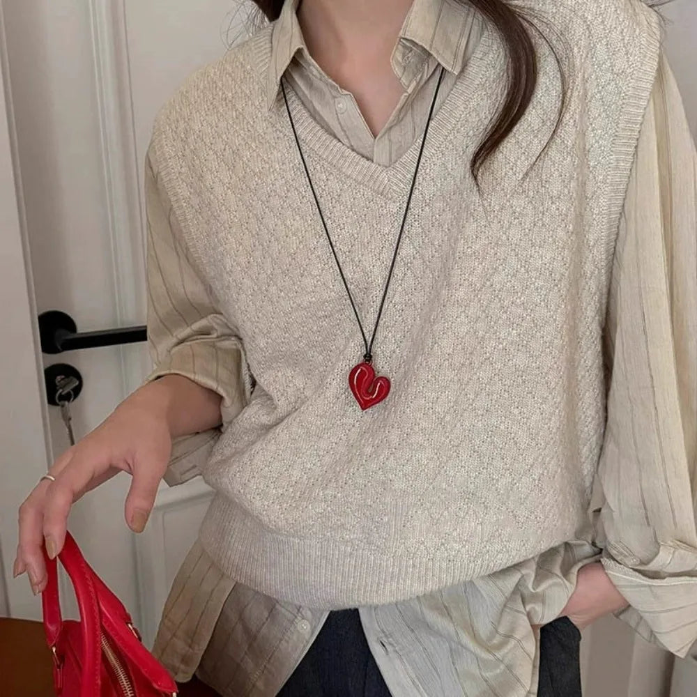 3 Colors Asymmetrical Acrylic Heart Pendant Necklace