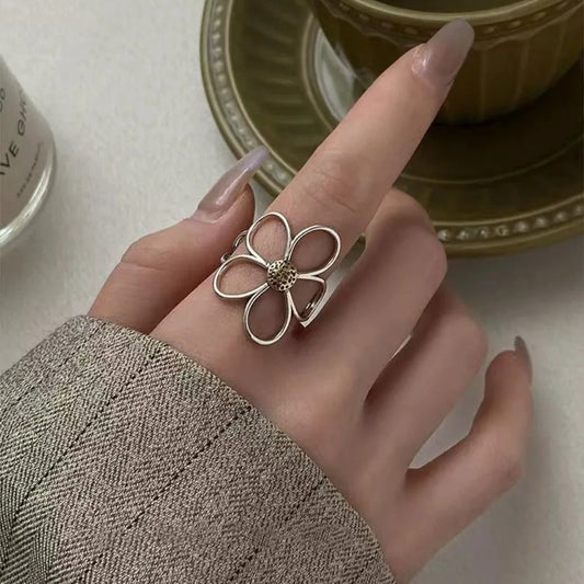 Retro Minimalist Handmade Simple Big Flower Silver Color Ring